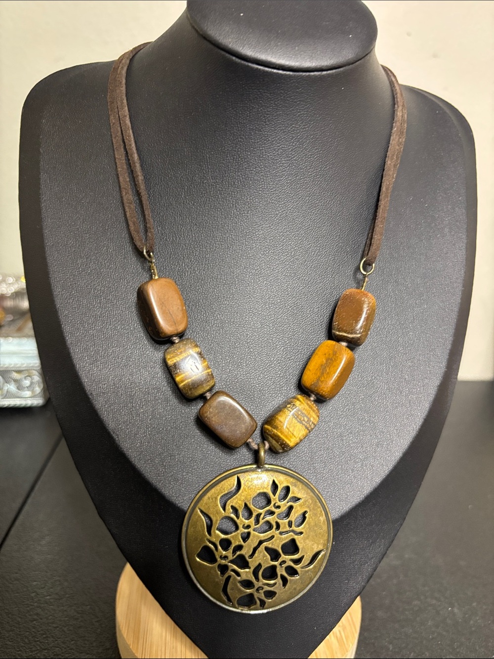 Women's Brown Stone Tiger Eye Beaded Pendant Suede Boho Western Necklace